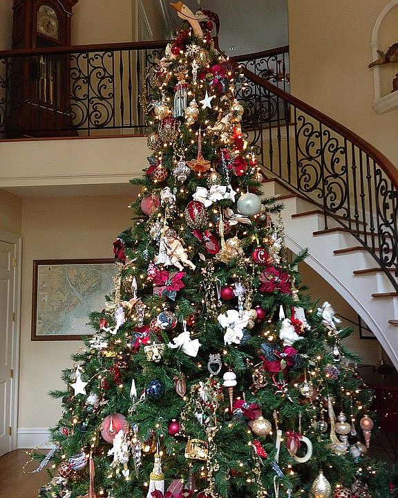 Christmas/front hall