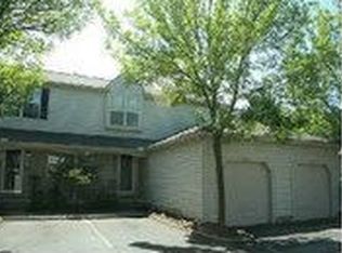 2555 Gardenia Dr, Columbus, OH 43235