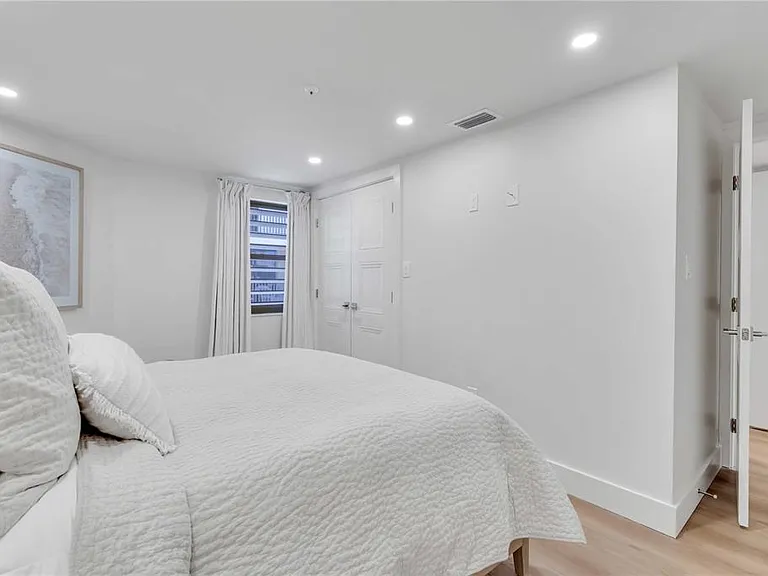 5611 Gulf Of Mexico Dr #1 — Photo 6