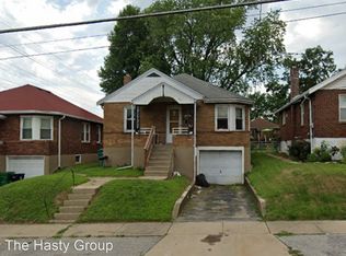 1441 Kingsland Ave, Saint Louis, MO 63133