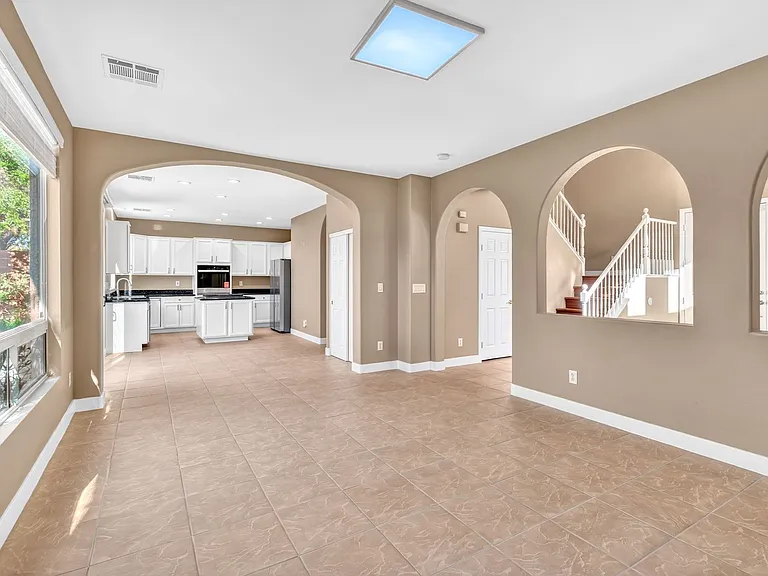 11757 Del Sur Ave — Photo 10