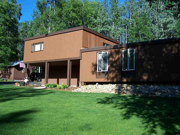 2nd image of 868 Skyline Dr