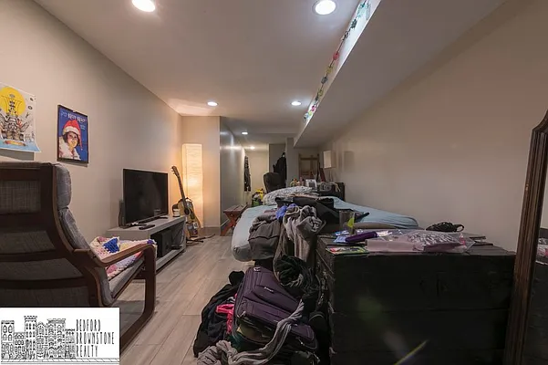 Rented by Bedford Brownstone Realty | media 14