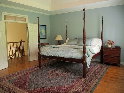 Private Master Suite - Bed