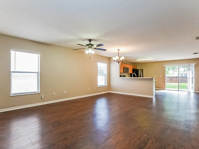 1254 Blackwater Pond Dr — Photo 4