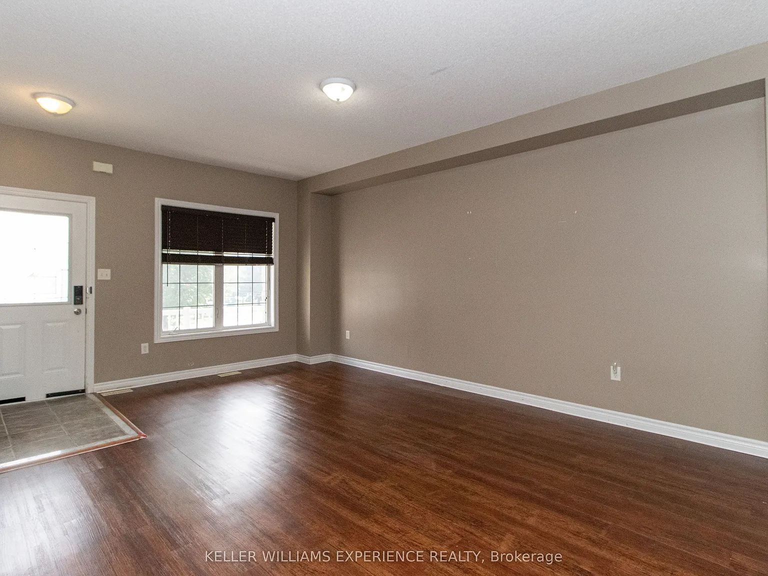 4 bed, $2,700 — Photo 2