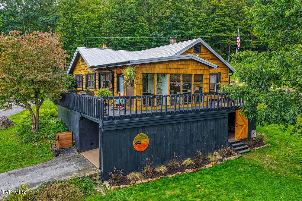 1708 Highway 143, Roan Mountain, TN 37687 | MLS #9997985 | Zillow