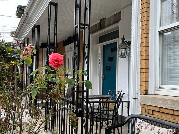Beautiful fragrant summer roses greet & welcome visitors to your classic home; ~& your most unique apartment! Add more roses? Which flowers do you favor? : )