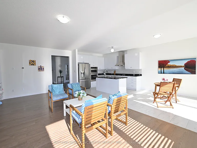 23 Beatrice Dr — Photo 12