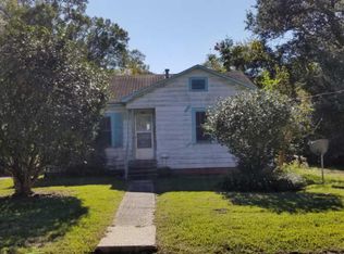 210 W Wilson St, Ville Platte, LA 70586
