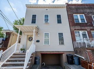 30 W 12th St #BASEMENT, Bayonne, NJ 07002