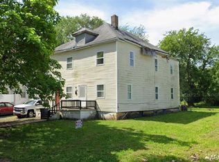 3312 Market Ave, East Saint Louis, IL 62207