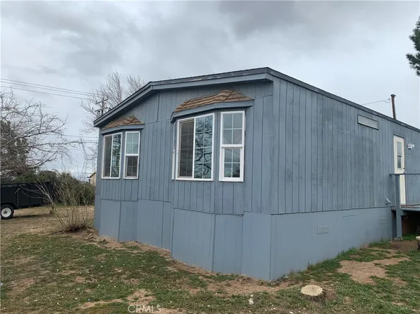 8182 White Rd, Phelan, CA 92371