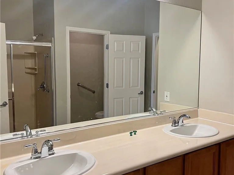 2460 Calvert City Dr — Photo 14