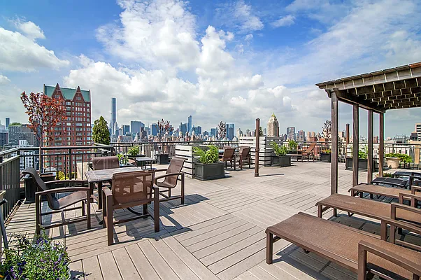 Sold by Compass | media 5