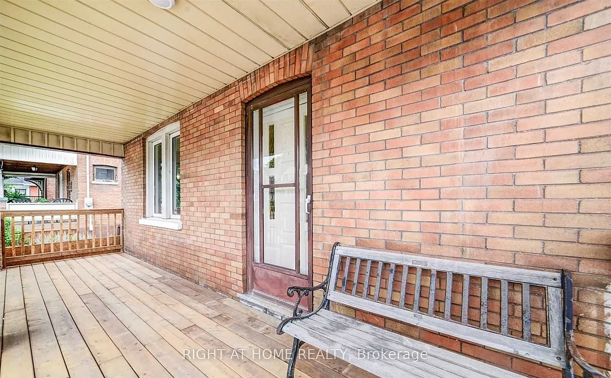 Building Photo - 35 Gibbons St #BASEMENT
