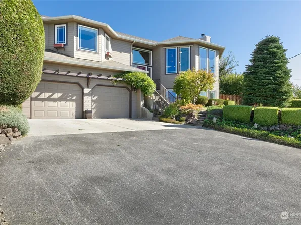 4111 Hillcrest Drive, Yakima, WA 98901