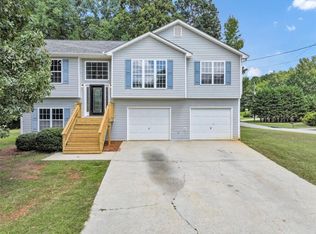 14 Wayfaring Ct, Rockmart, GA 30153