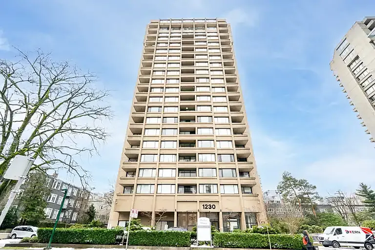 1230 Nelson St #704 — Photo 1