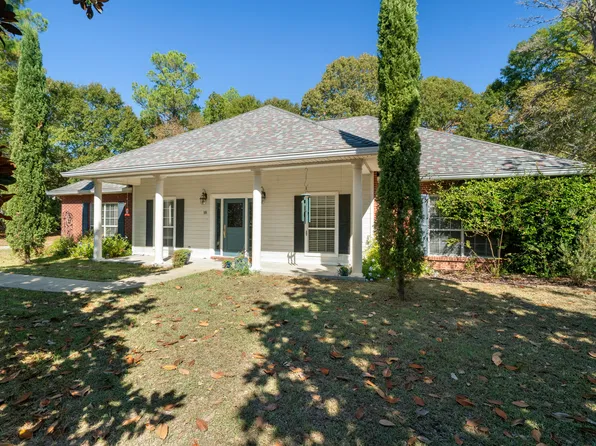 18 Zachary Dr, Hattiesburg, MS 39402