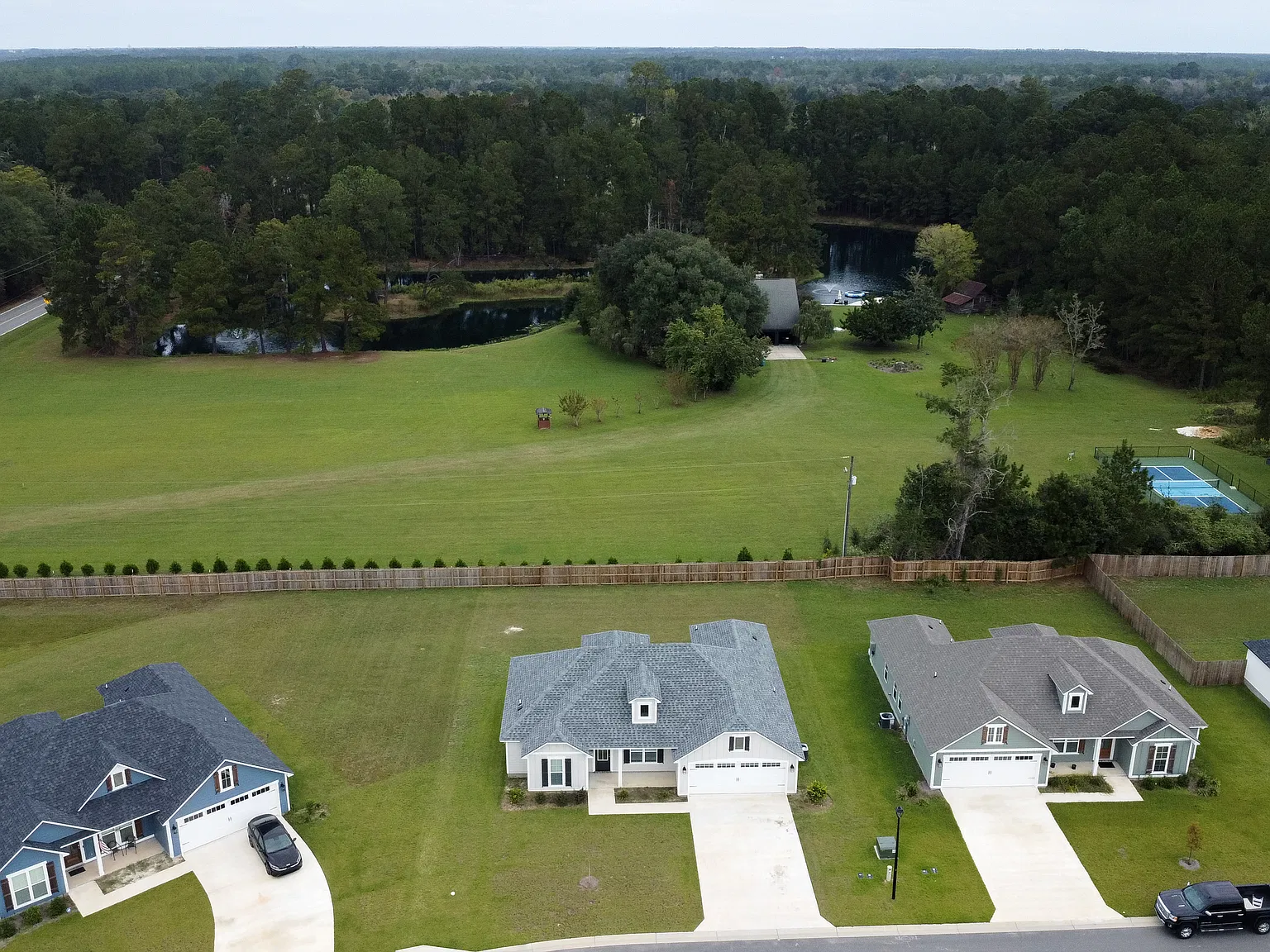 4 bed, 1658 sqft, $2,500 — Photo 4