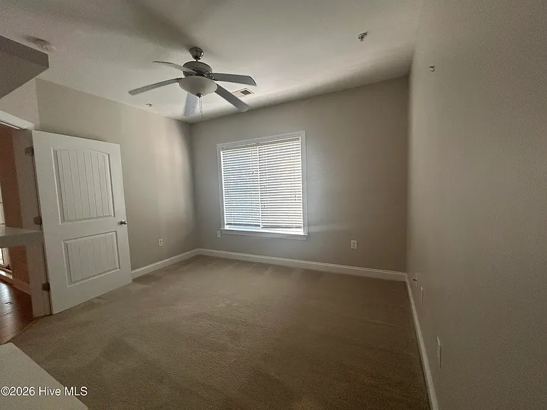 300 Gateway Dr #325 — Photo 17