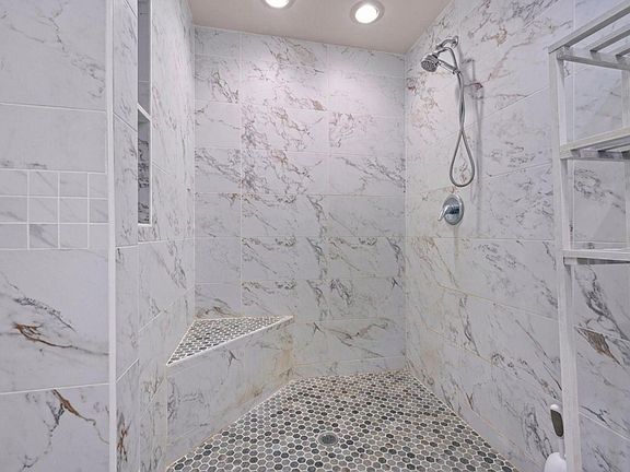 5th image of 12410 Palmbeach St