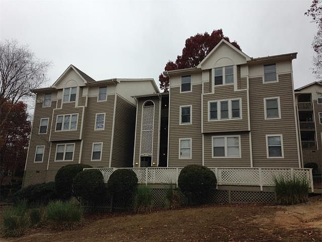1st image of 6771 Willowbrook Dr APT 9