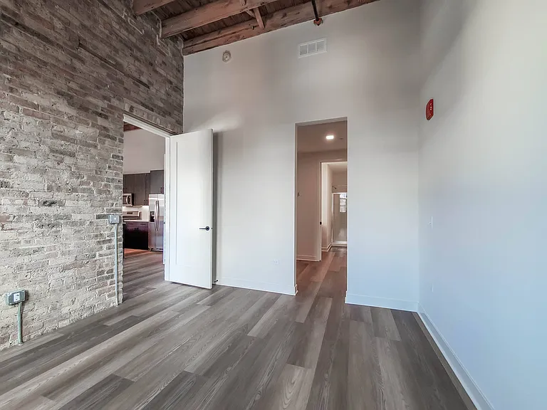 818 N. Wolcott — Photo 6