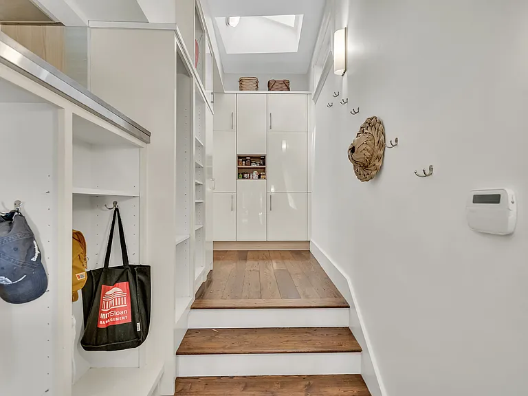 64 Gorham St #64 — Photo 28