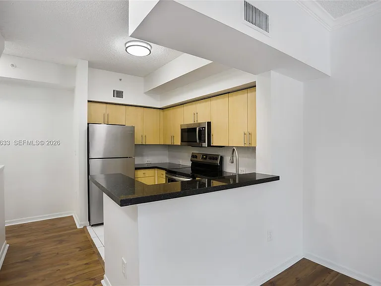 2941 NE 185th St #1305 — Photo 8