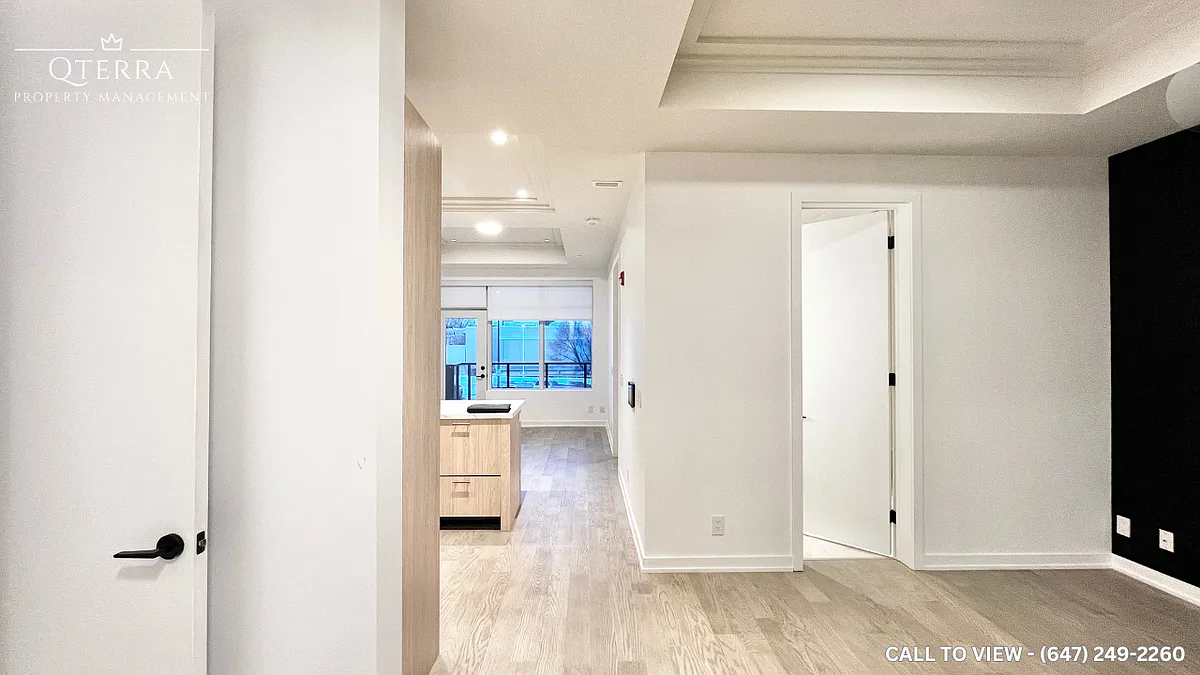 Building Photo - 123 Maurice Dr #207