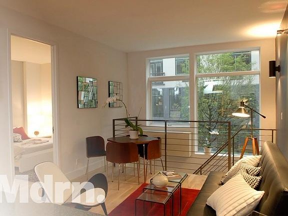 2nd image of 114 Troutman St APT 104