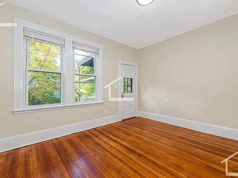 3-44 Brackett St #3 — Photo 11