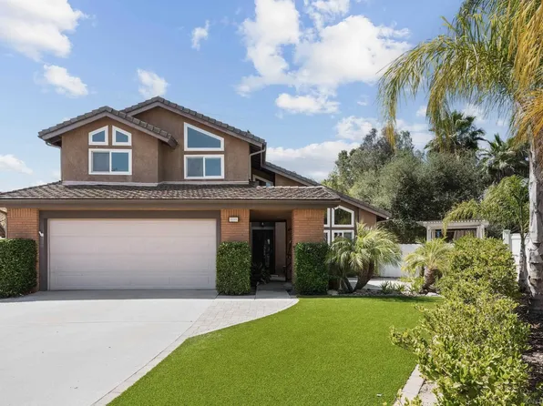 8885 Burkshire Pl, Lakeside, CA 92040