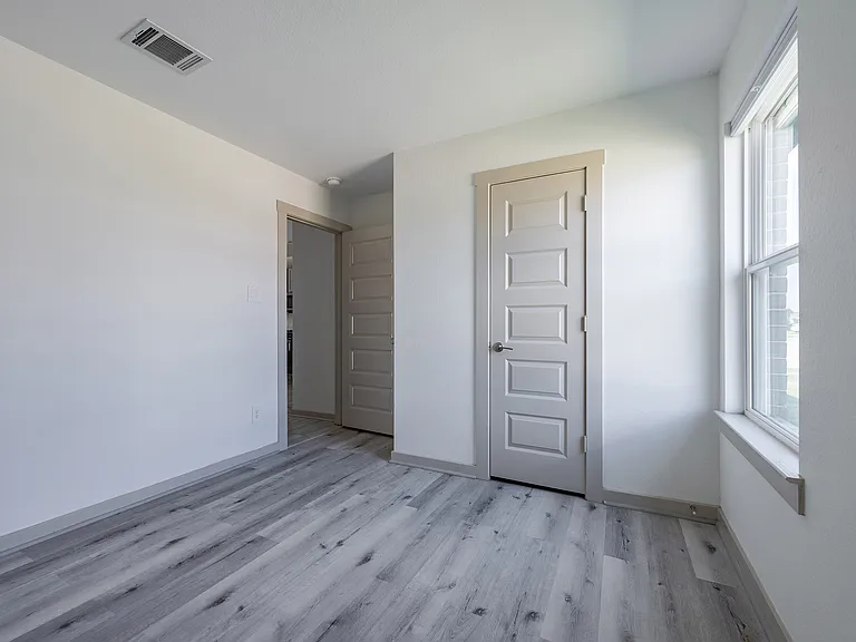 19003 Derrington Manor Ln — Photo 18