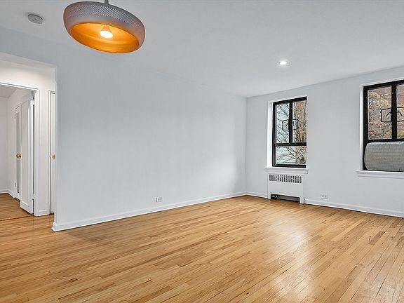 3rd image of 31 Nagle Ave APT 3H
