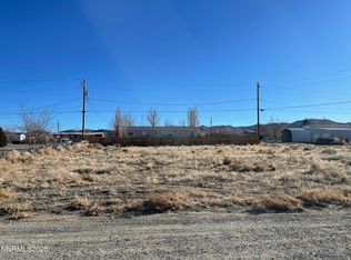38 Buffalo Ln, Yerington, NV 89447