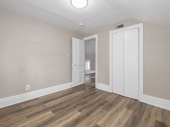 5th image of 401 Spaulding Ave #1/2