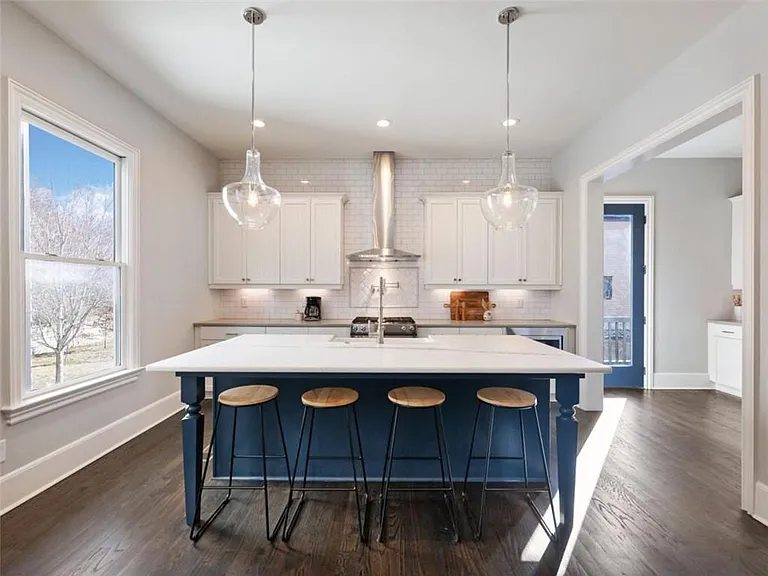 378 Bill Kennedy Way SE — Photo 14