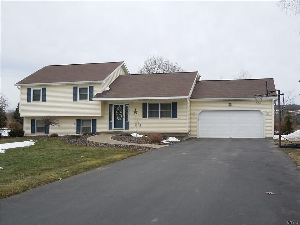 1st image of 793 Macbean Ln