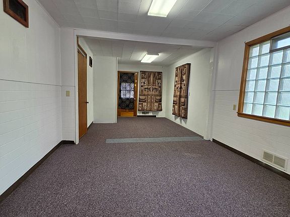 3rd image of 100 S Main St