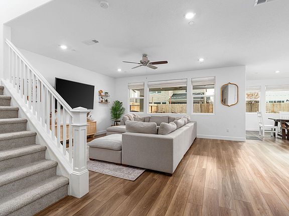 5th image of 117 E Taylor Avenue