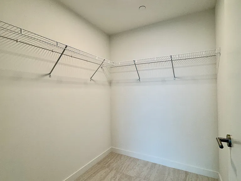 77 SE 5th St #4002 — Photo 20