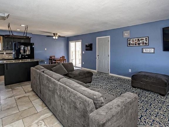 5th image of 16298 Pepper Tree Dr