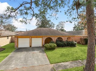 809 Honeysuckle St, Terrytown, LA 70056