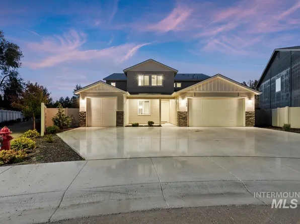 122 Insight Ct, Middleton, ID 83644