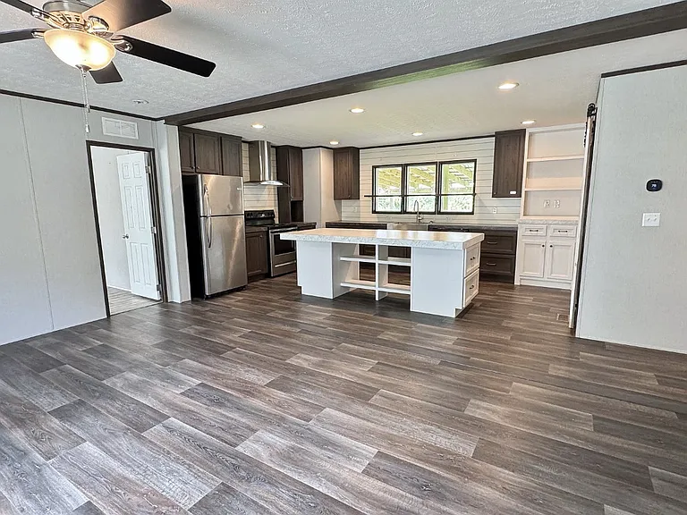 308 Winnfield Rd — Photo 8