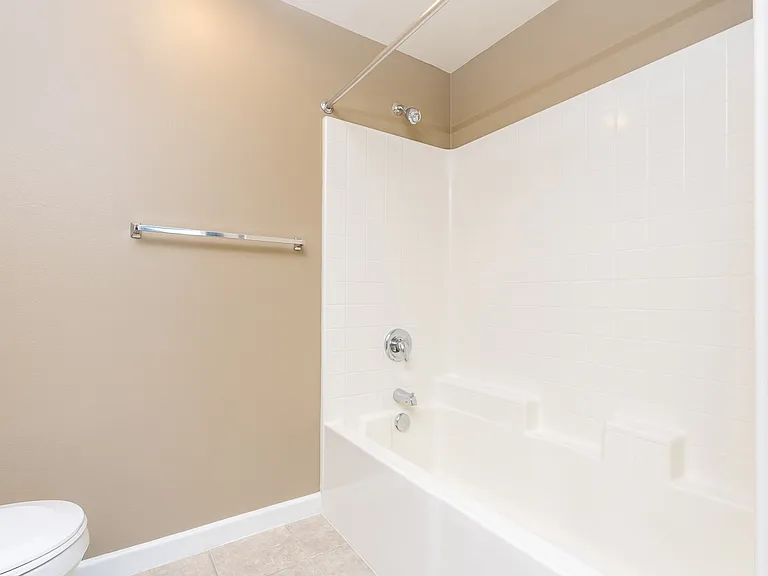 Paseos At Magnolia Luxury Apartments Homes — Photo 23