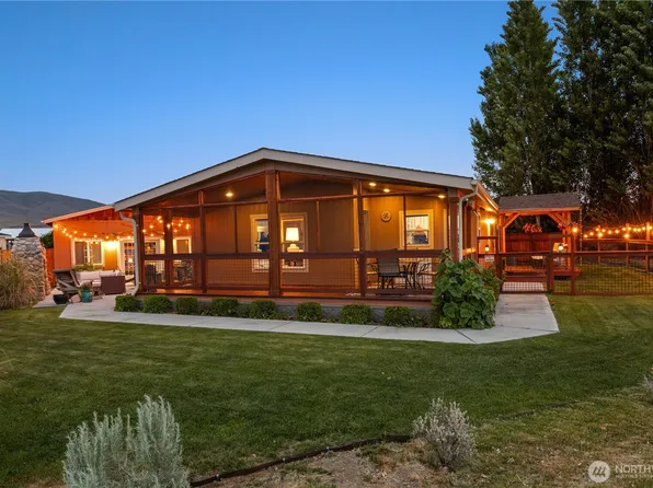 205 Fairway Place SW, Mattawa, WA 99349